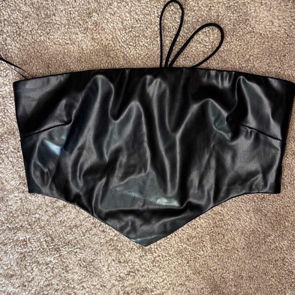 Edikted Black Strapless Top
